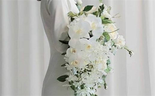 2025年11月19日是不是结婚吉日 办喜事吉利吗